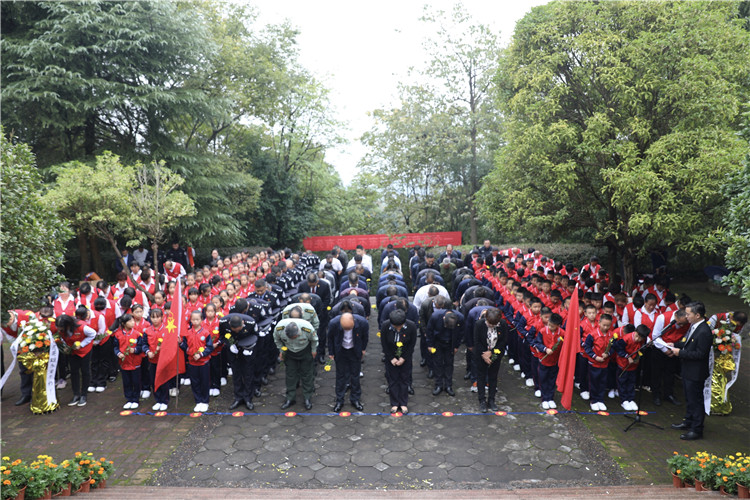 书记兴宁2.jpg