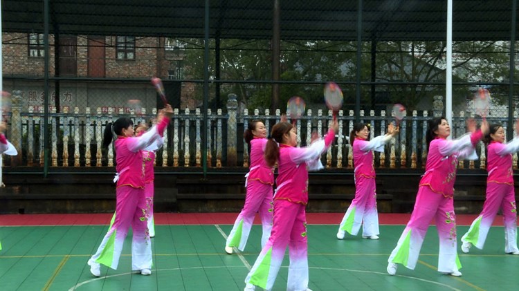 柔力球1.JPG