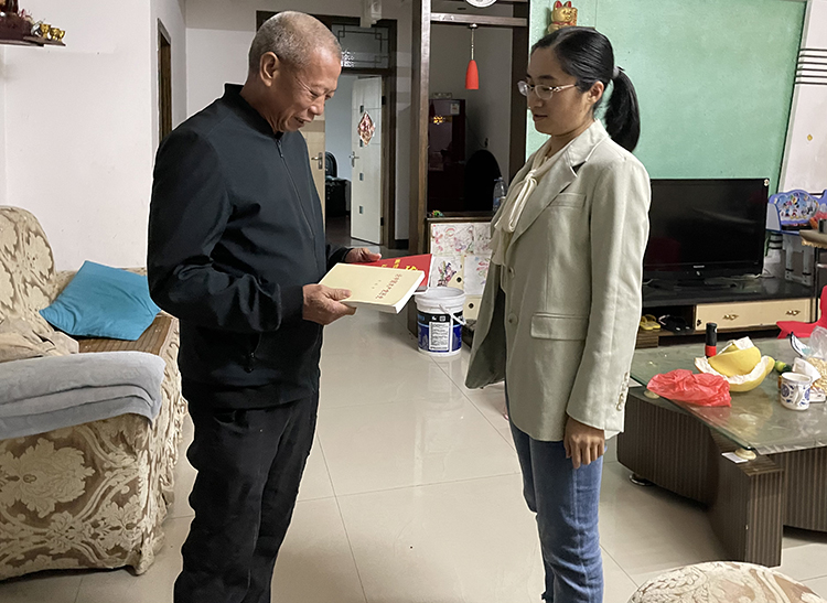 10月13日，唐洞街道开展“送学上门”服务活动（2）.jpg