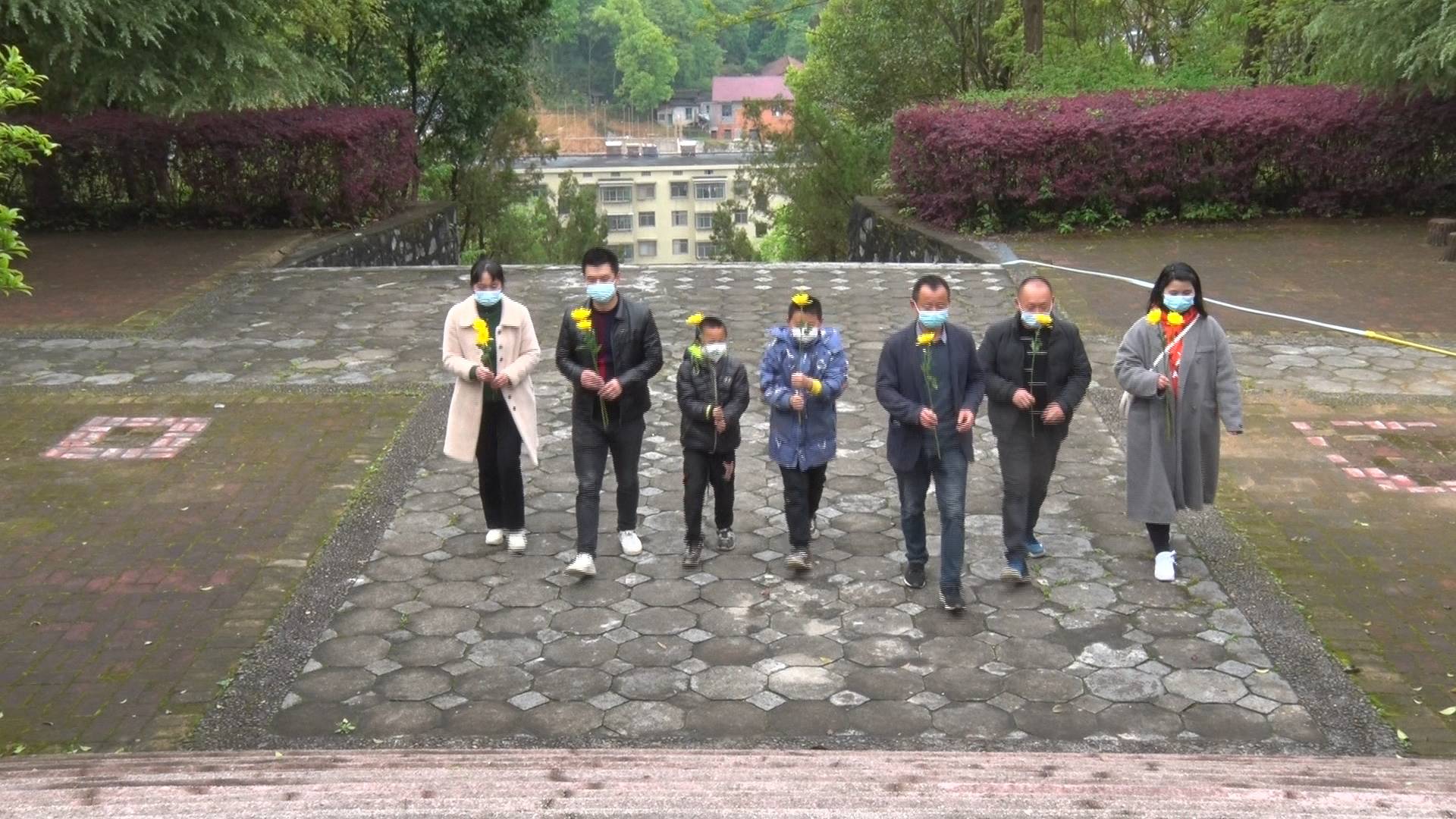 清明.JPG